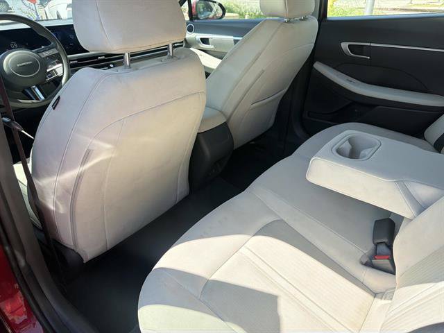 Used 2025 Hyundai Sonata SEL FWD image 11