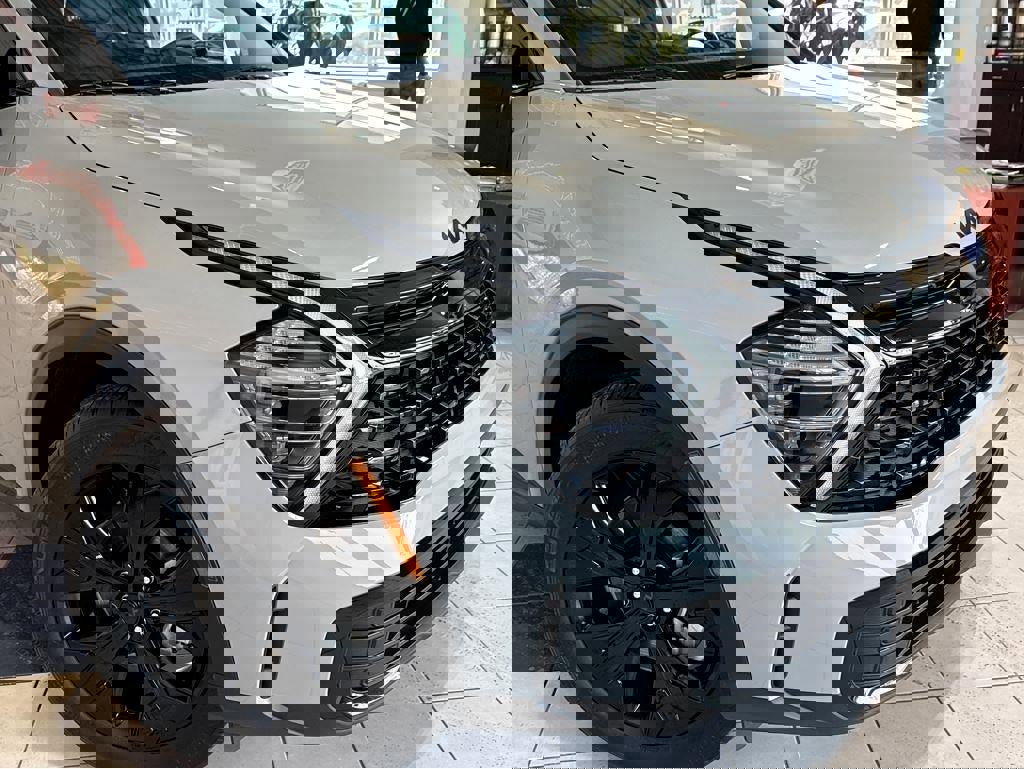 Used 2025 Kia Sportage X-Line w/ Premium Package image 5