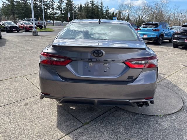 Used 2024 Toyota Camry SE image 7