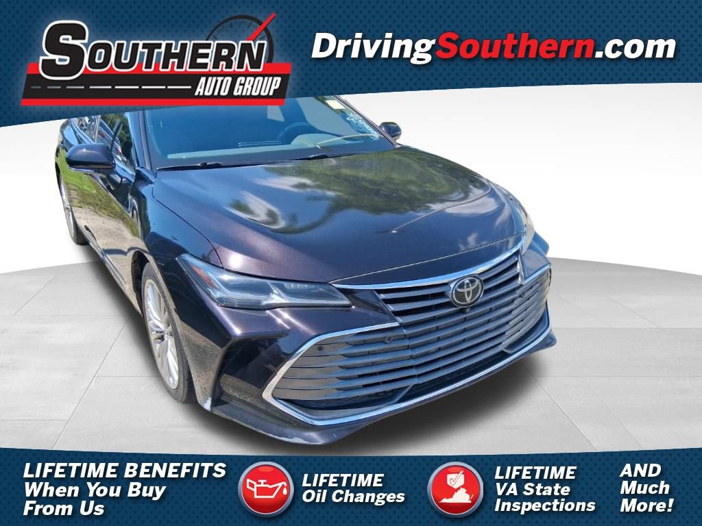 Used 2019 Toyota Avalon Limited FWD image 1