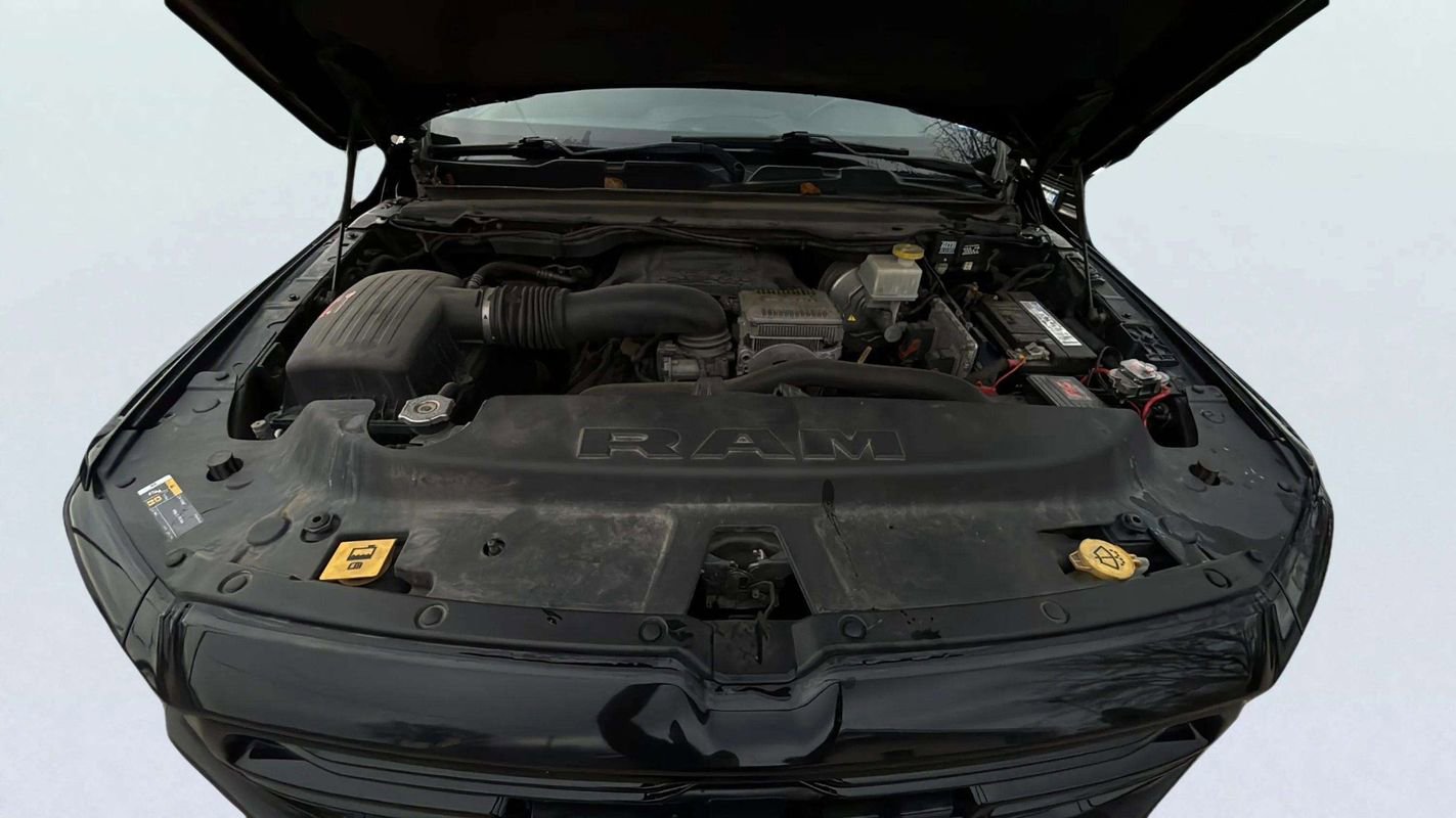 Used 2021 RAM 1500 Laramie w/ Sport Appearance Package image 18