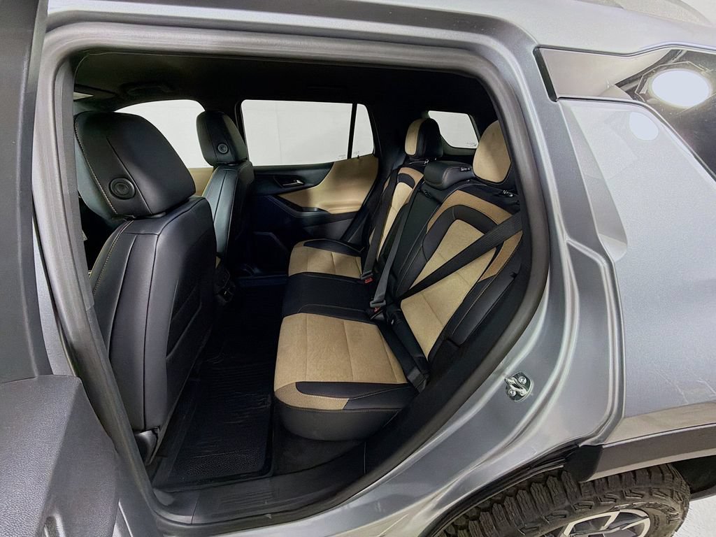 New 2027 Chevrolet Equinox ACTIV w/ Safety and Technology Package AWD/4WD image 18