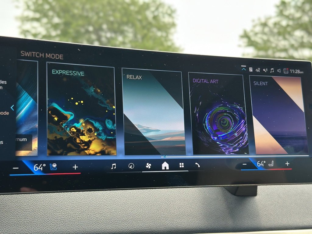 New 2026 BMW iX xDrive60 image 40