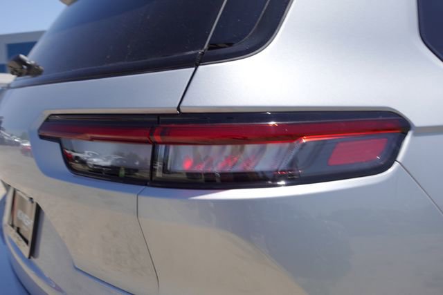 New 2025 Jeep Grand Cherokee L Altitude image 6