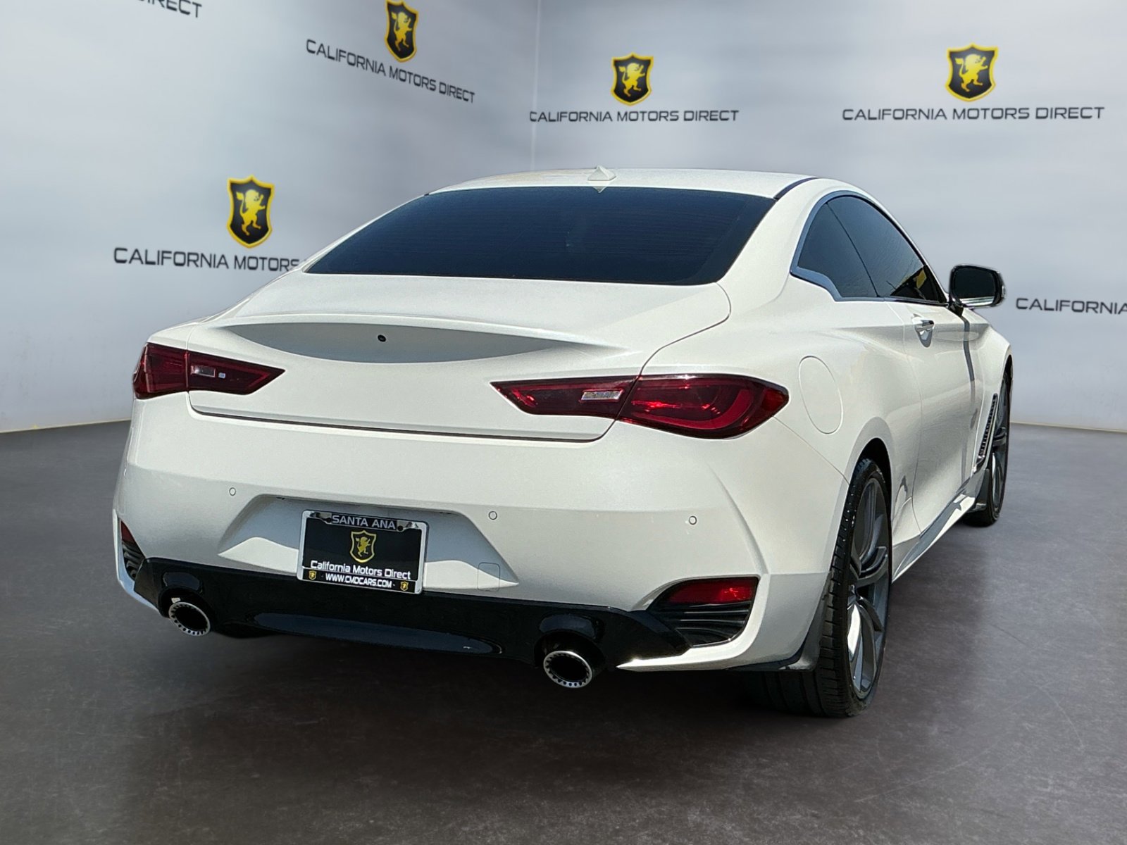 Used 2018 INFINITI Q60 Red Sport 400 RWD image 5
