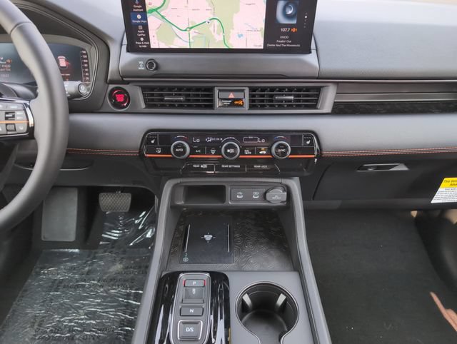 Used 2026 Honda Pilot TrailSport image 23