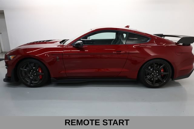 Used 2020 Ford Mustang Shelby GT500 w/ Carbon Fiber Track Pack RWD image 28