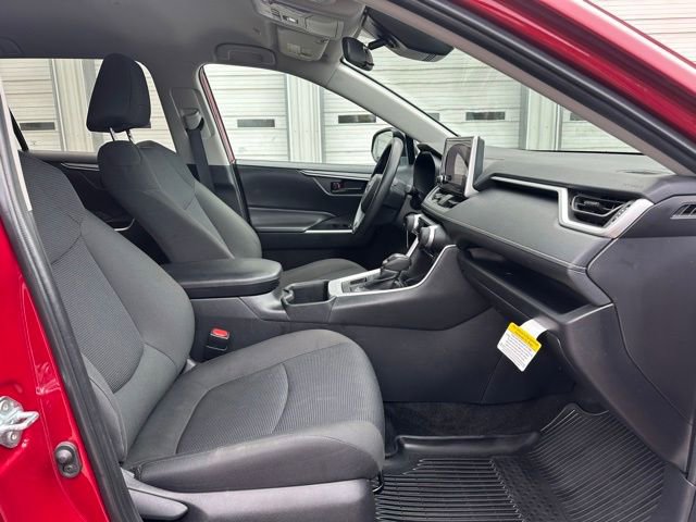 Used 2024 Toyota RAV4 LE image 12