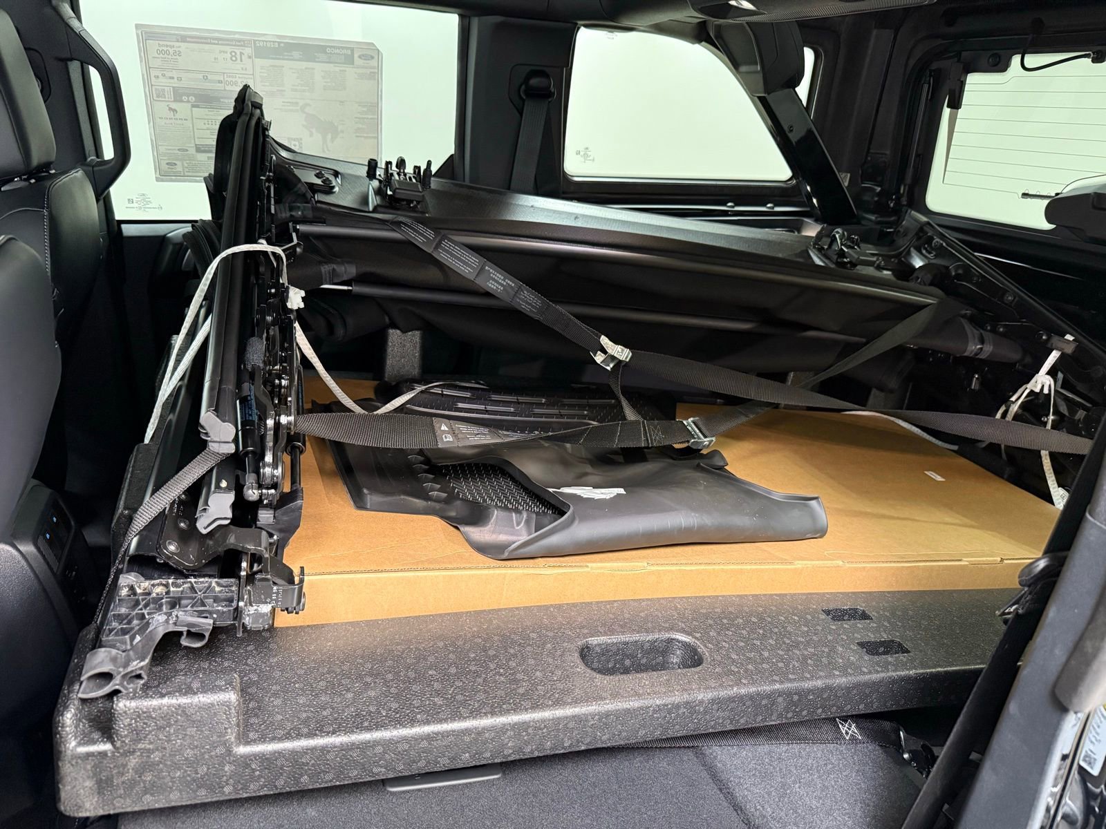 New 2025 Ford Bronco Outer Banks w/ Sasquatch Package image 27