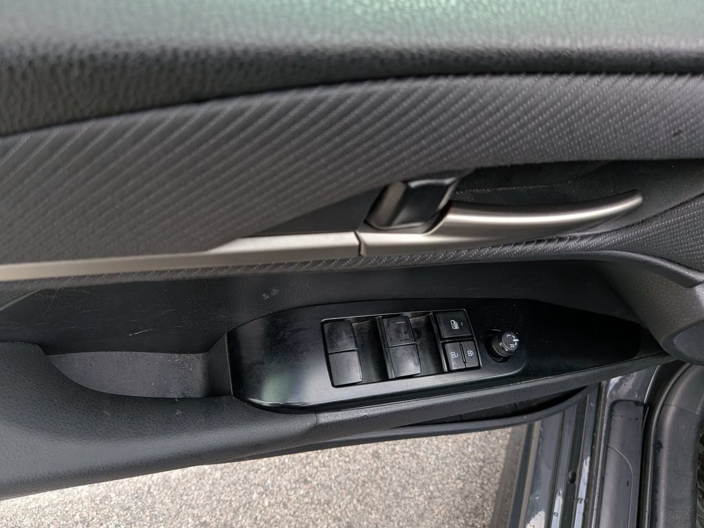 Used 2025 Toyota Camry SE w/ Multimedia Upgrade Package FWD image 9