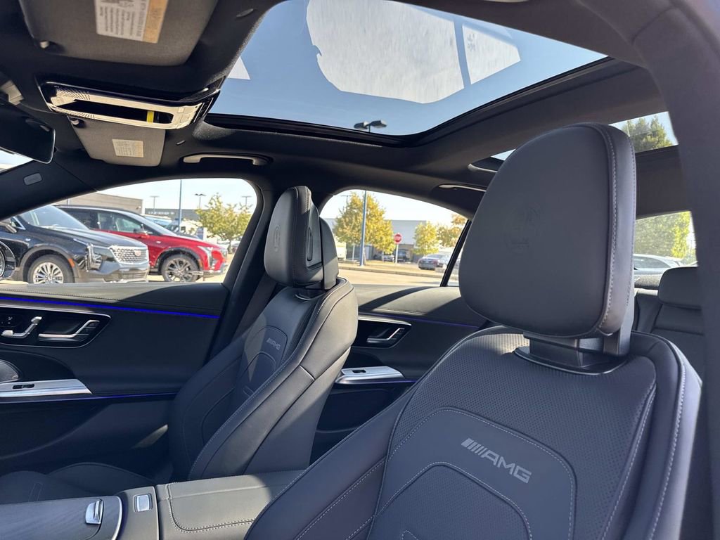 New 2026 Mercedes-Benz E 53 AMG e 4MATIC Sedan image 17