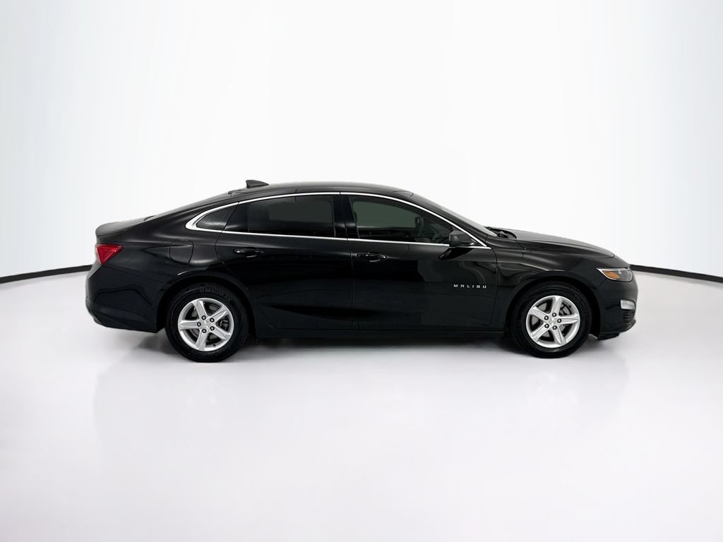 Used 2020 Chevrolet Malibu LS w/ LPO, Convenience Package 2 FWD image 4