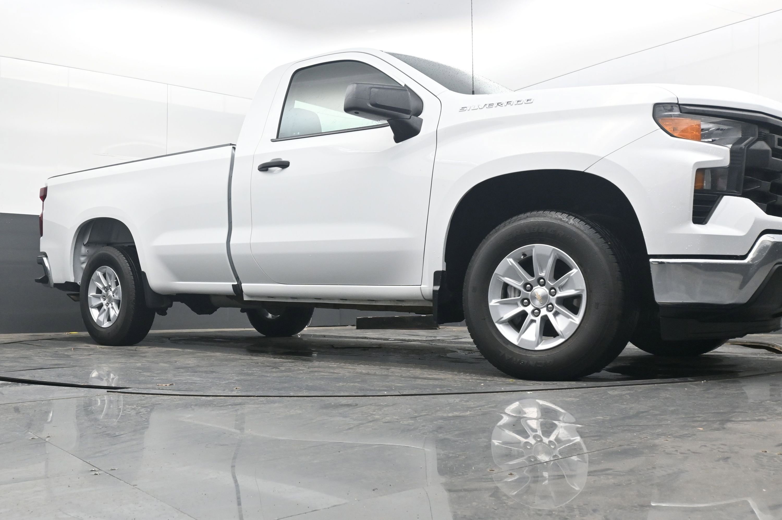 Certified 2024 Chevrolet Silverado 1500 W/T w/ WT Fleet Convenience Package image 21