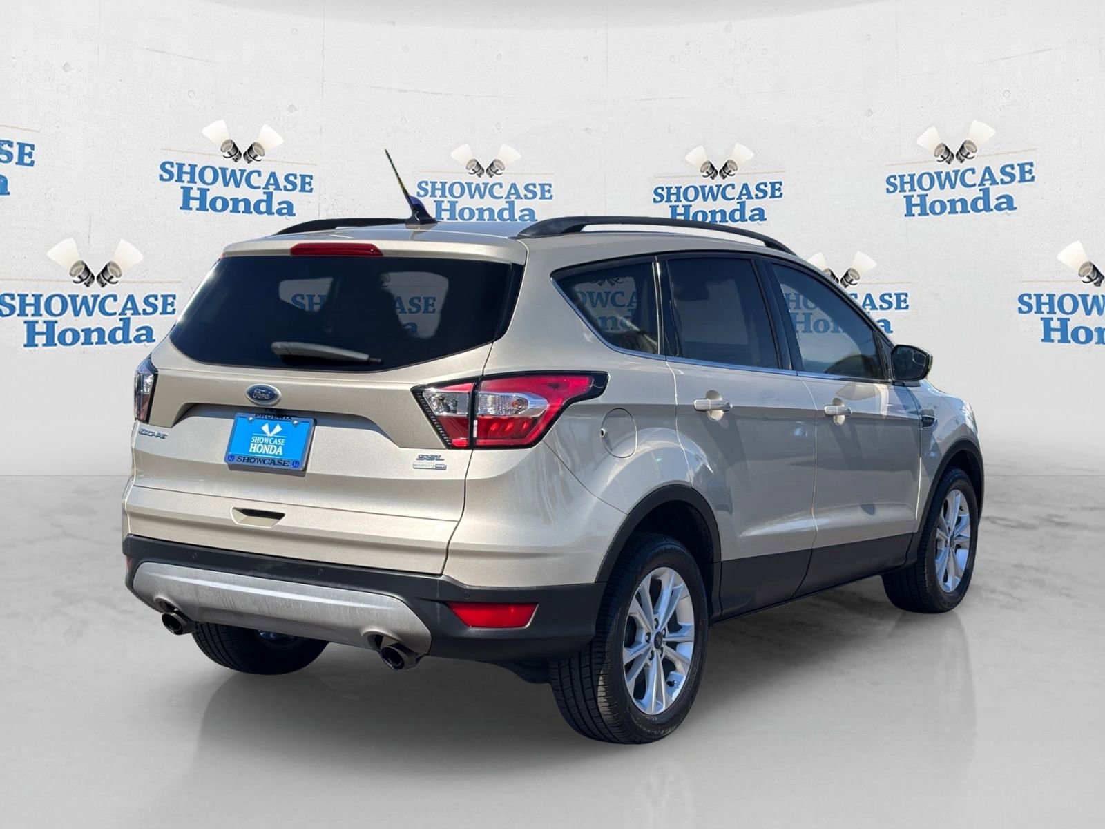 Used 2018 Ford Escape SEL image 8