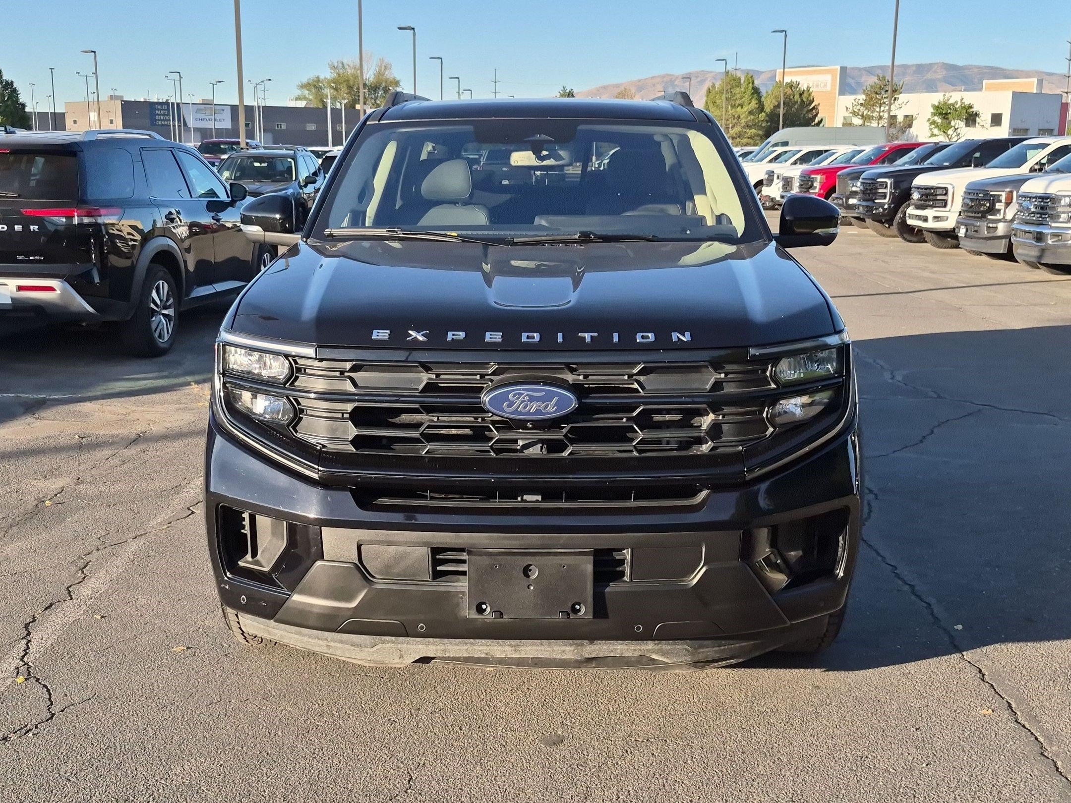Used 2025 Ford Expedition Max Active AWD/4WD image 12