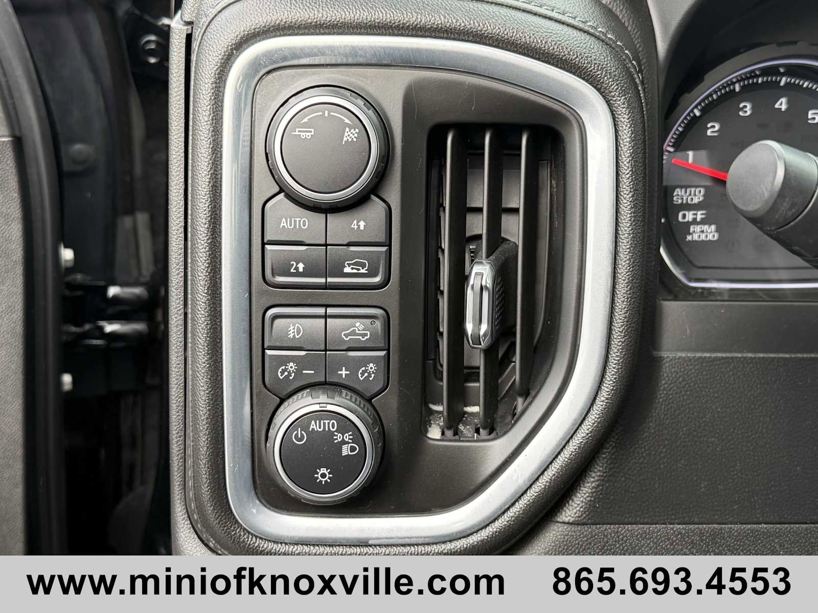 Used 2019 Chevrolet Silverado 1500 RST w/ All-Star Edition image 25