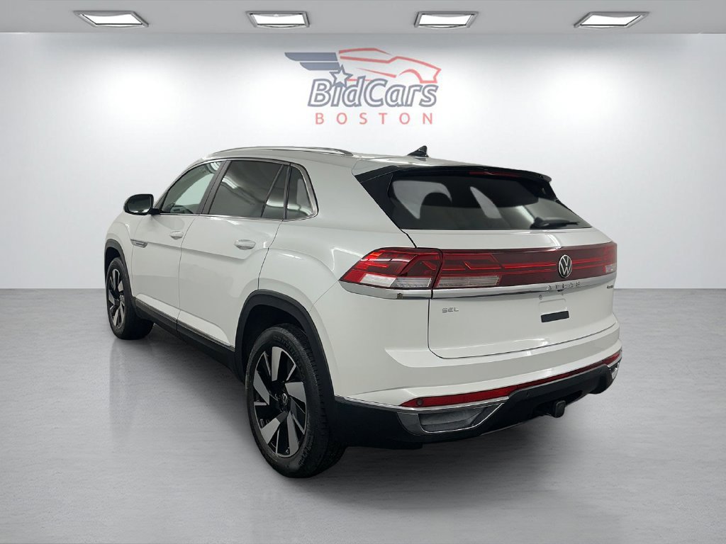 Used 2024 Volkswagen Atlas Cross Sport SEL AWD/4WD image 6