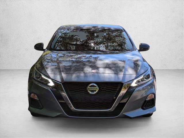 Used 2020 Nissan Altima 2.5 SR w/ Premium Package image 2