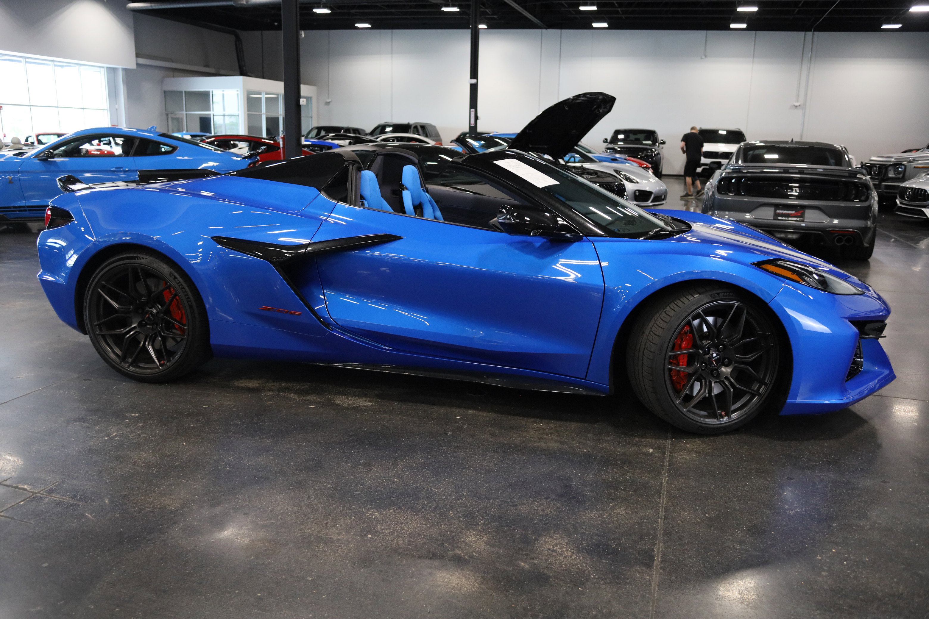 Used 2025 Chevrolet Corvette Z06 w/ Battery Protection Package RWD image 8