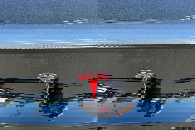 Used 2022 Tesla Model Y Performance image 30