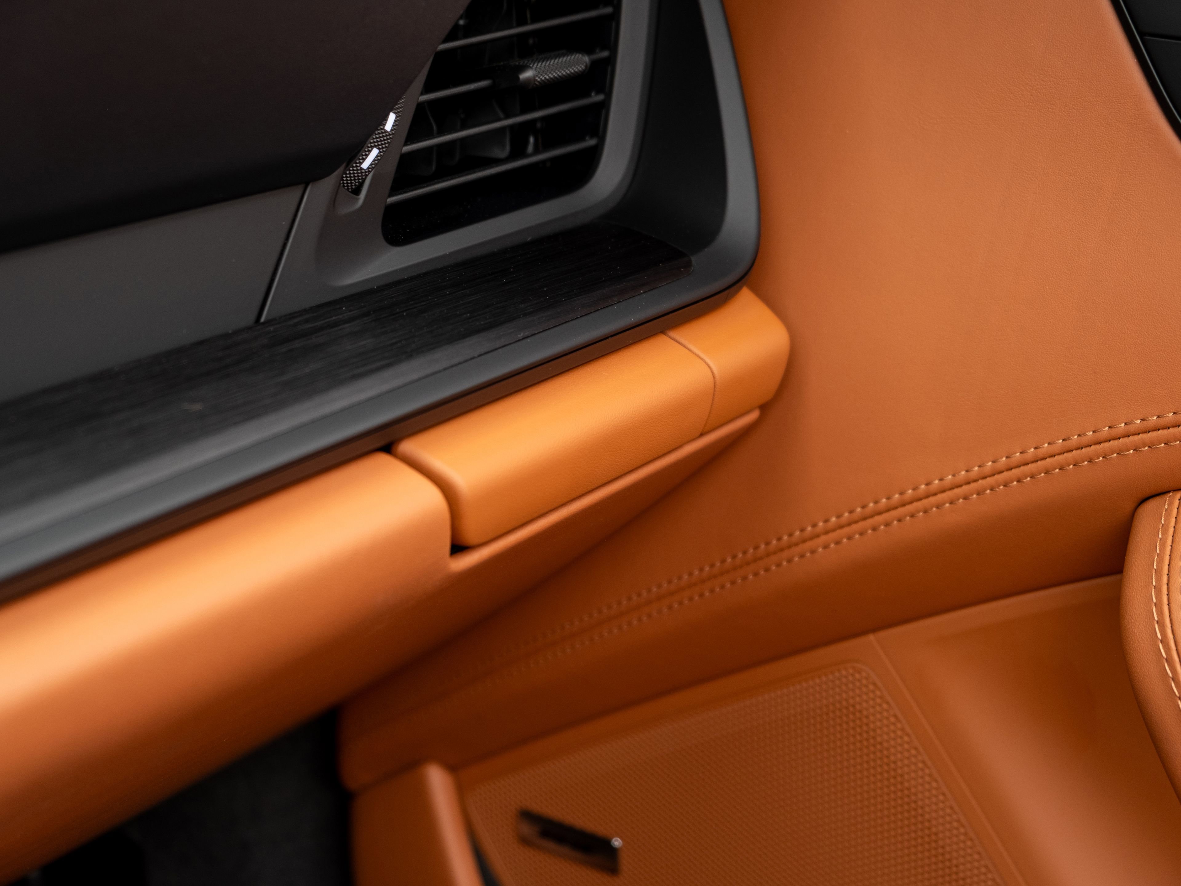 Certified 2025 Porsche 911 Carrera GTS RWD image 47