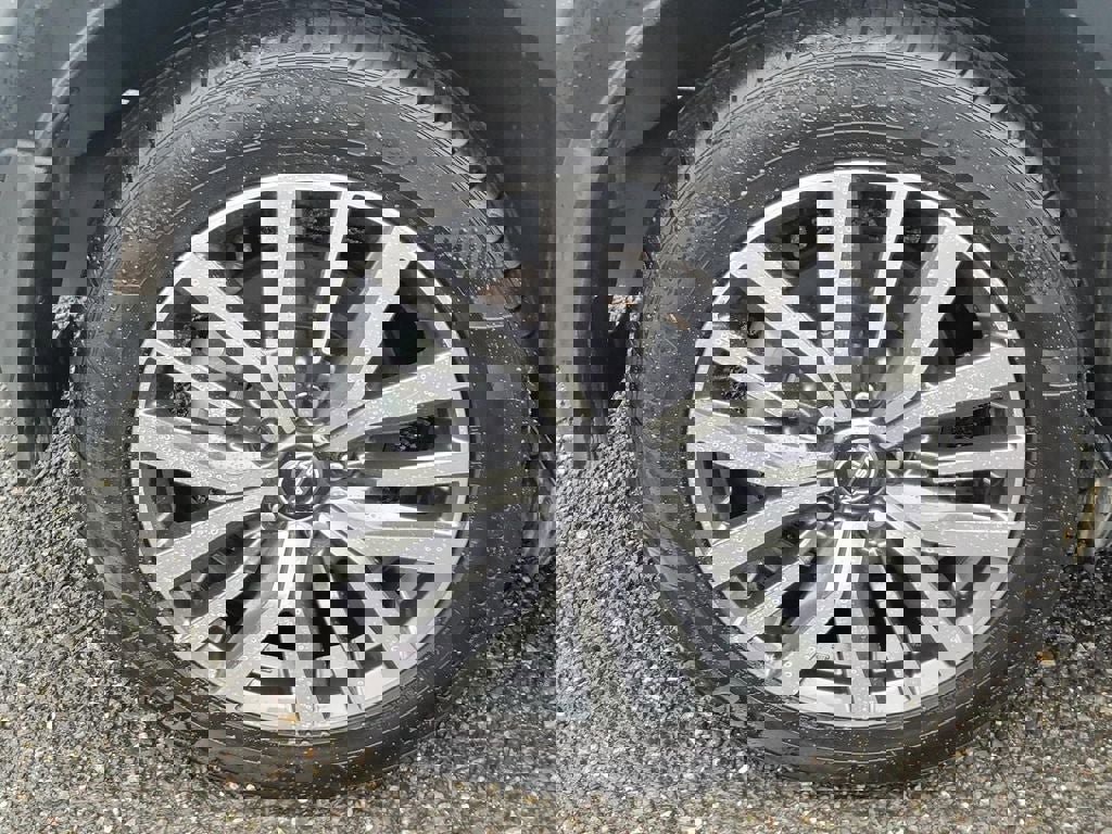 Certified 2023 Nissan Kicks SV image 8