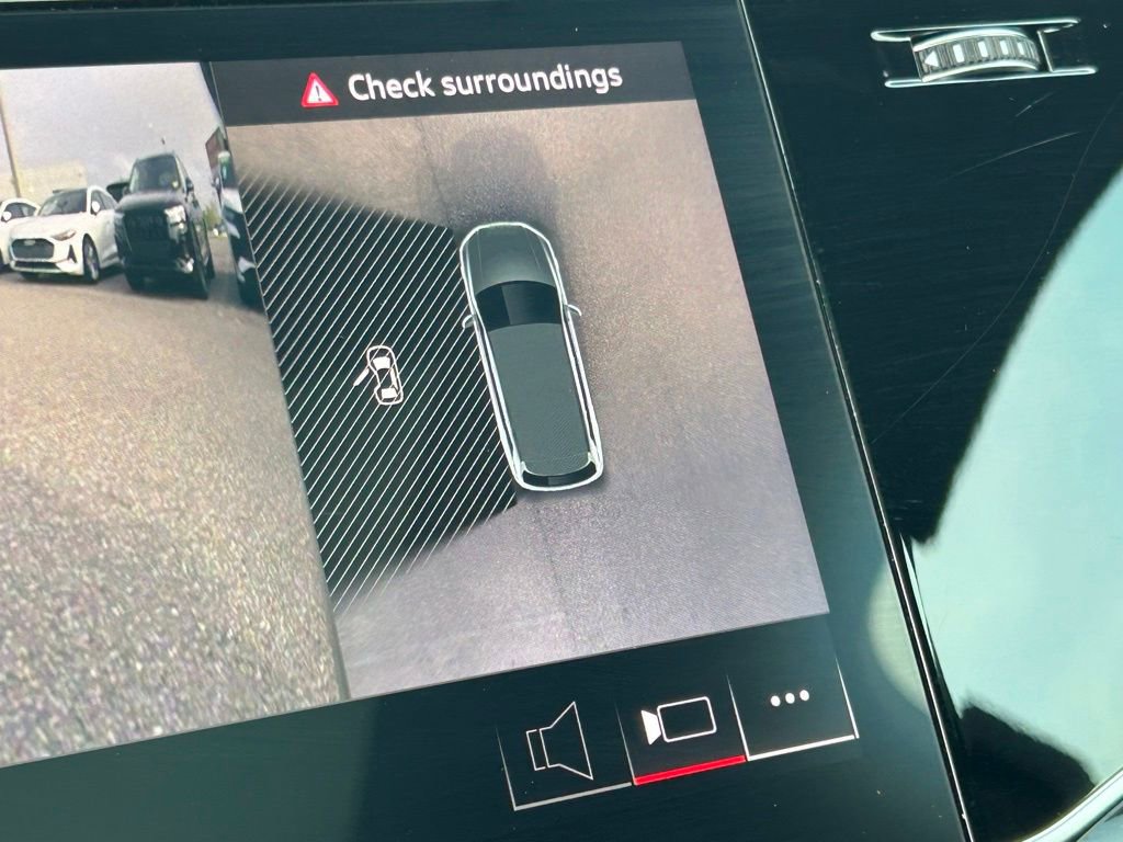 Used 2021 Audi Q7 3.0T Premium Plus w/ Executive Package image 29