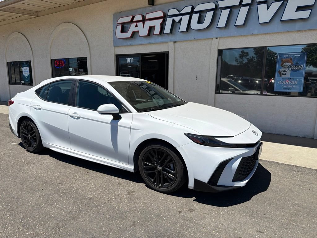 Used 2025 Toyota Camry SE