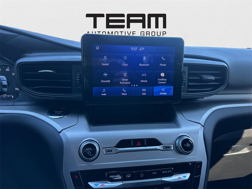 Used 2022 Ford Explorer XLT w/ Class IV Trailer Tow Package image 12