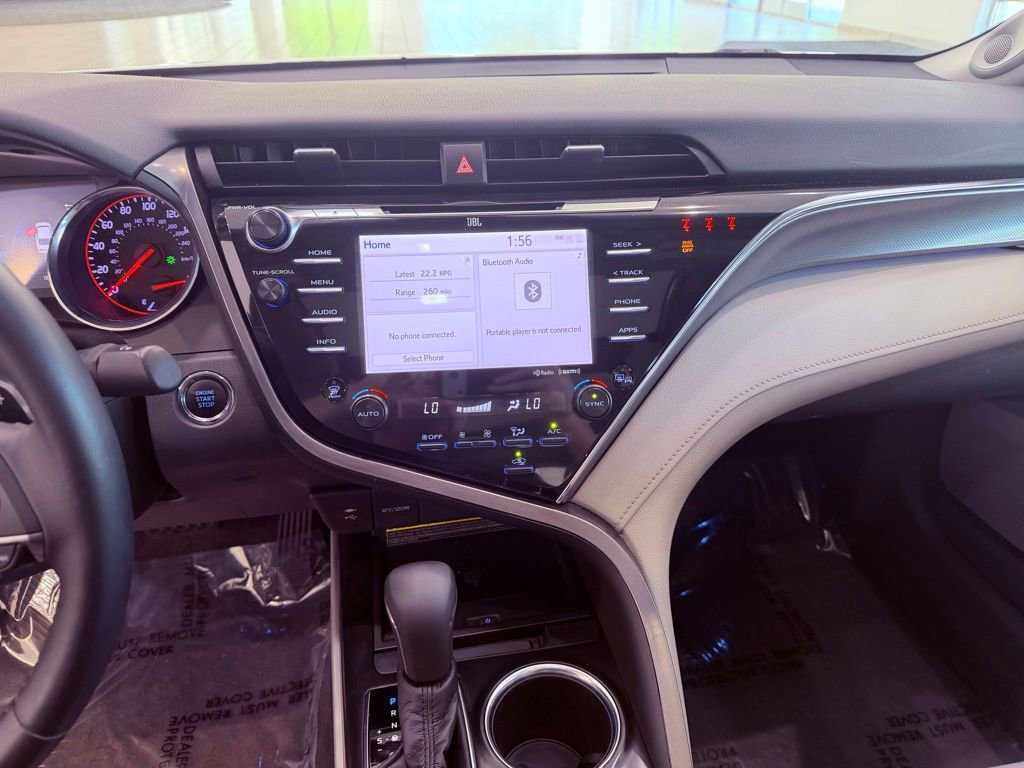 Used 2018 Toyota Camry XSE FWD image 22