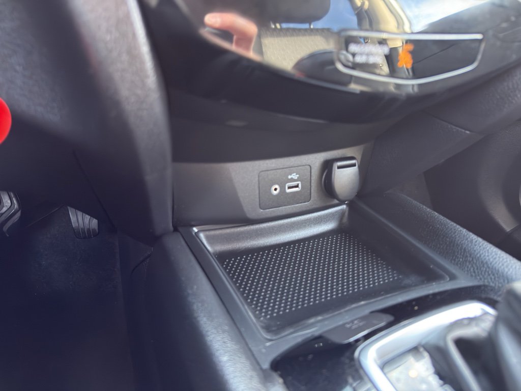 Used 2020 Nissan Rogue S w/ Special Edition Package image 20