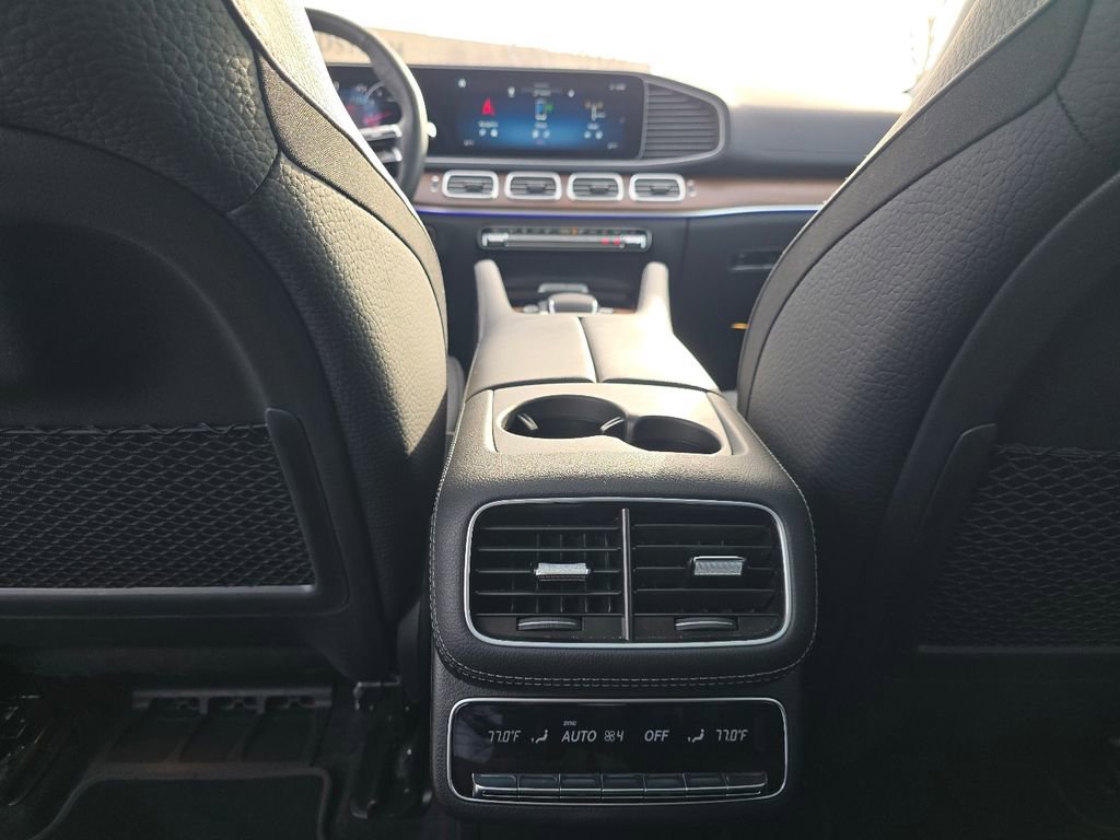 Certified 2026 Mercedes-Benz GLS 450 4MATIC image 28