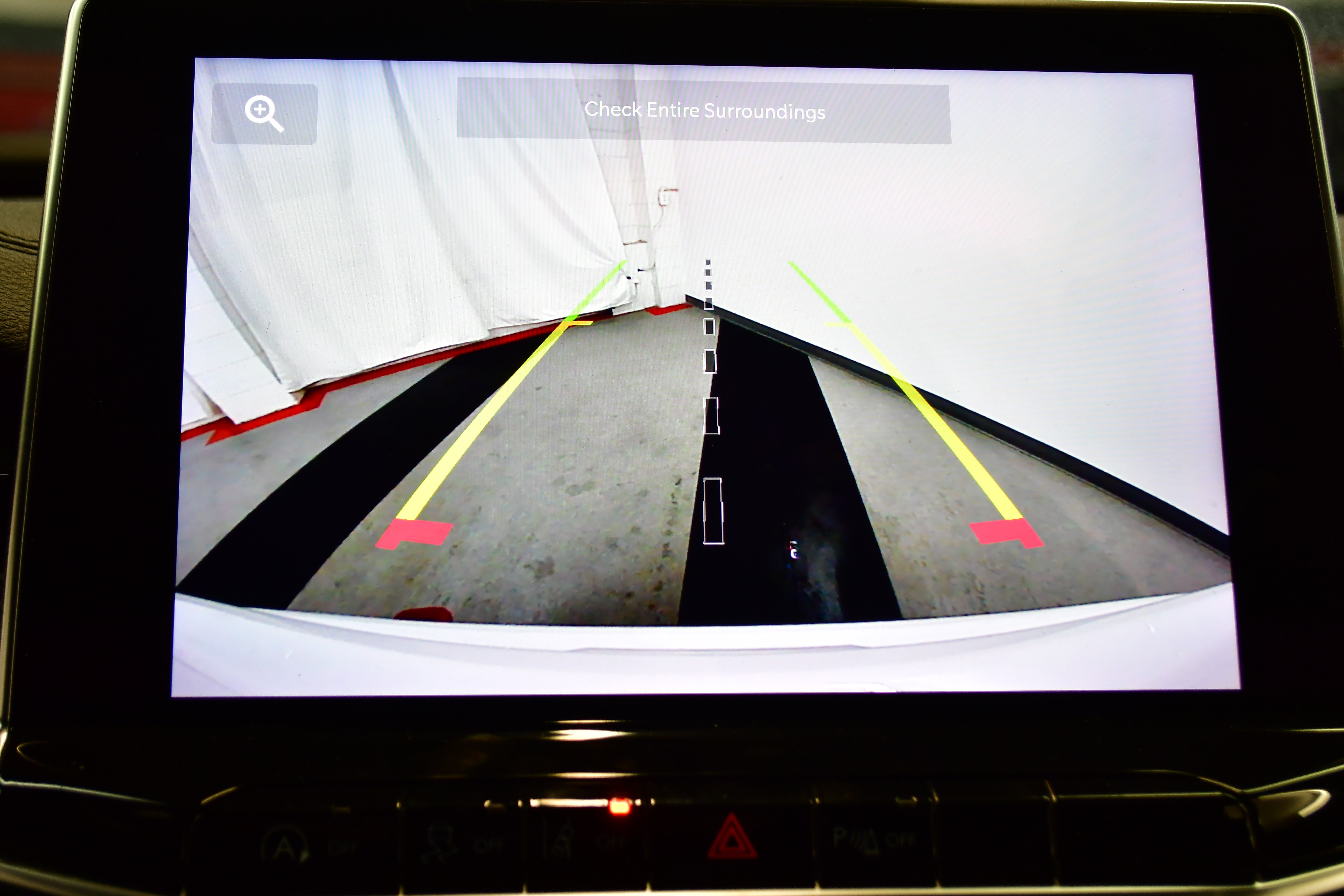 Used 2025 Jeep Compass Trailhawk AWD/4WD image 24