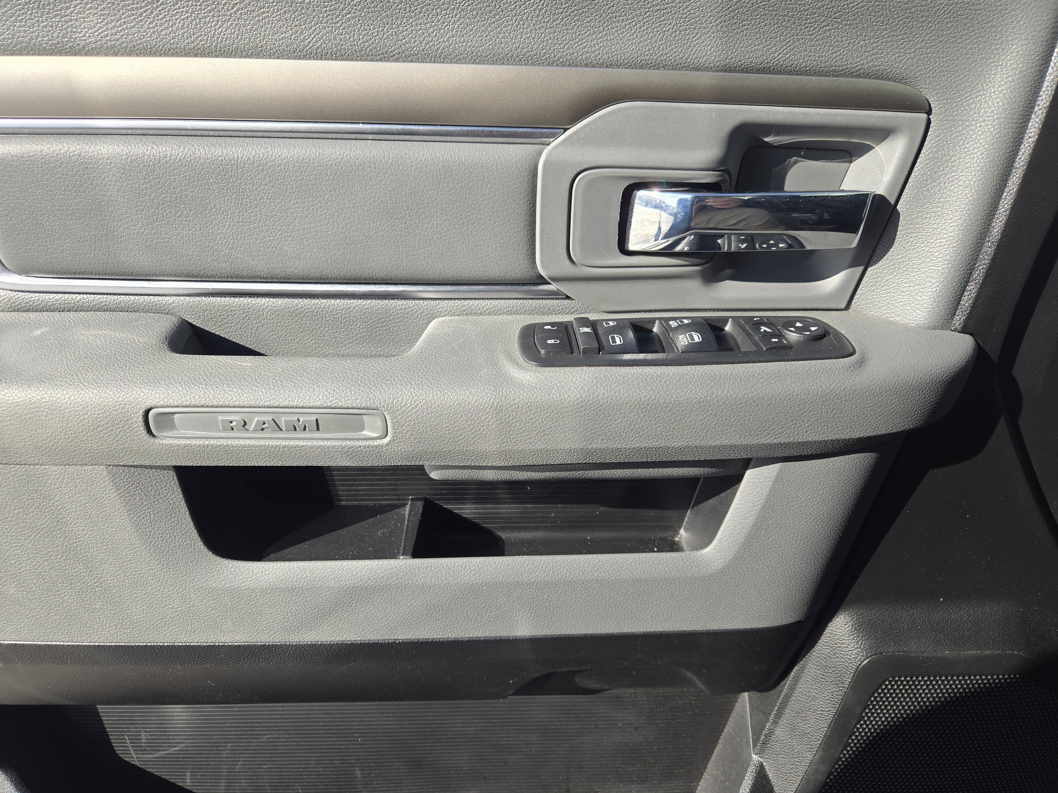 Used 2018 RAM 1500 Big Horn image 24