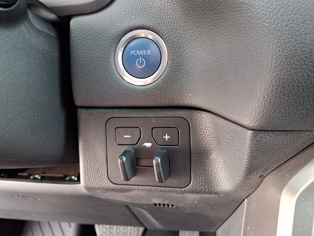Used 2024 Toyota Tundra Limited AWD/4WD image 26