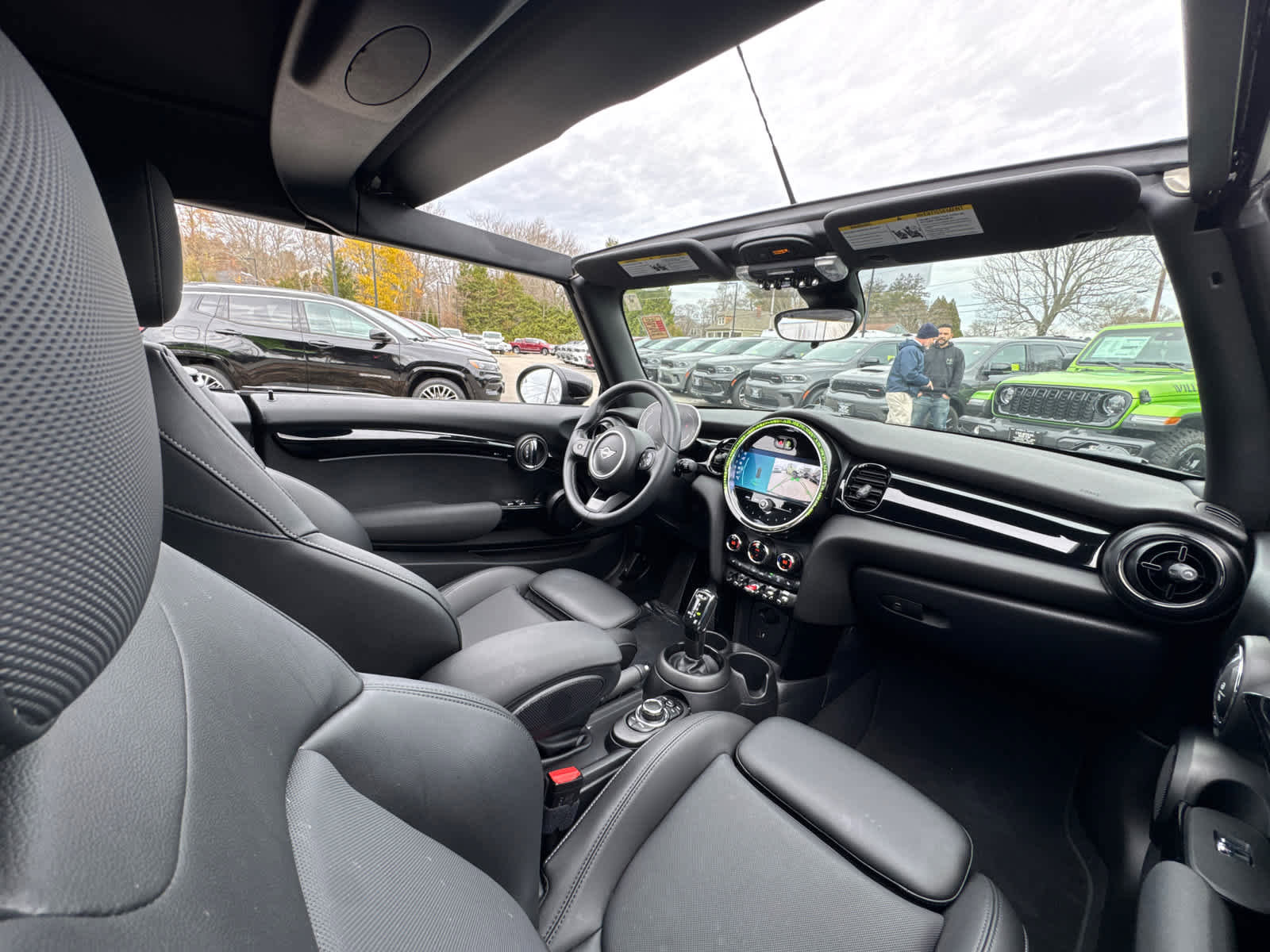 Used 2022 MINI Cooper S image 35