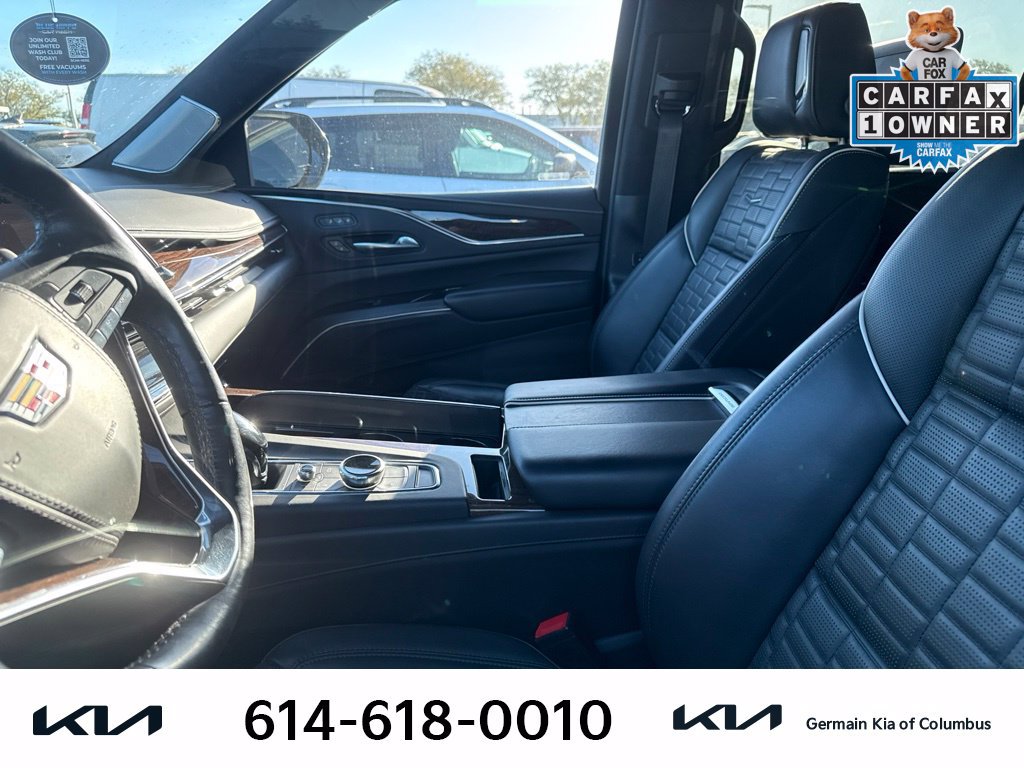 Used 2022 Cadillac Escalade ESV Sport Platinum AWD/4WD image 9