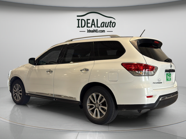 Used 2014 Nissan Pathfinder SL AWD/4WD image 12