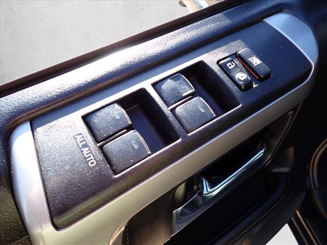 Used 2018 Toyota 4Runner SR5 image 11