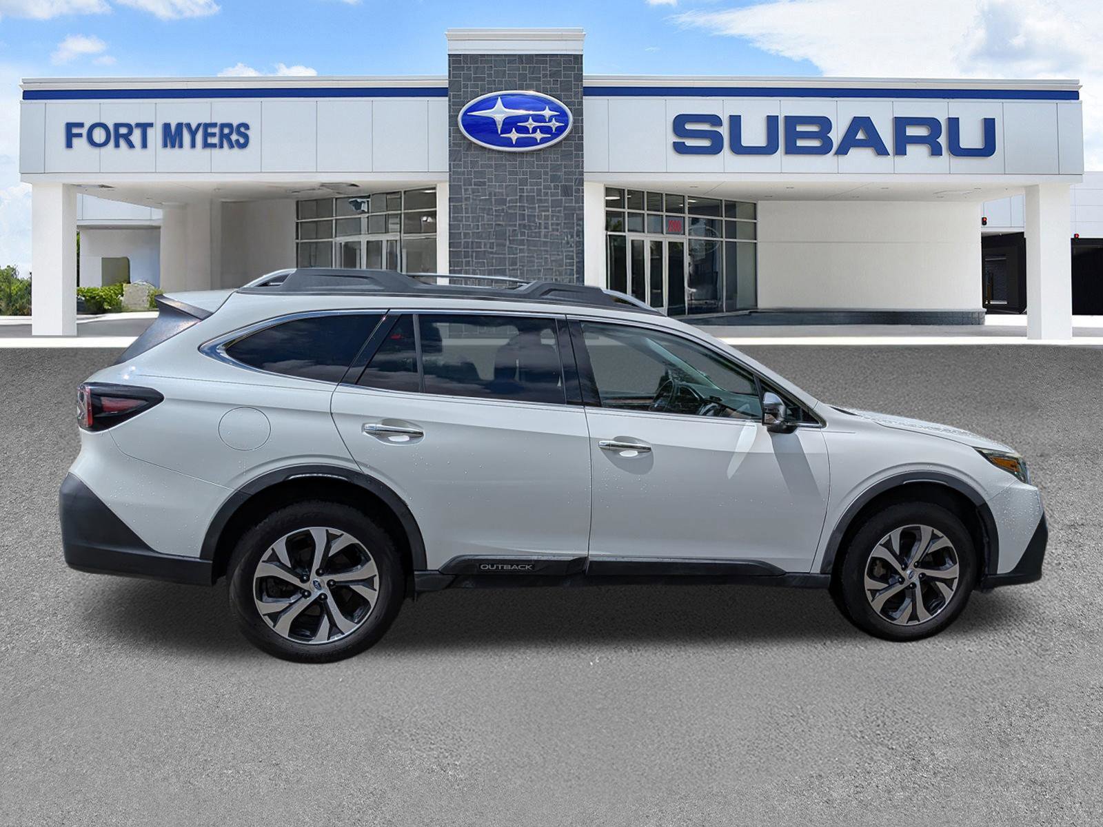 Used 2020 Subaru Outback Touring XT AWD/4WD image 3