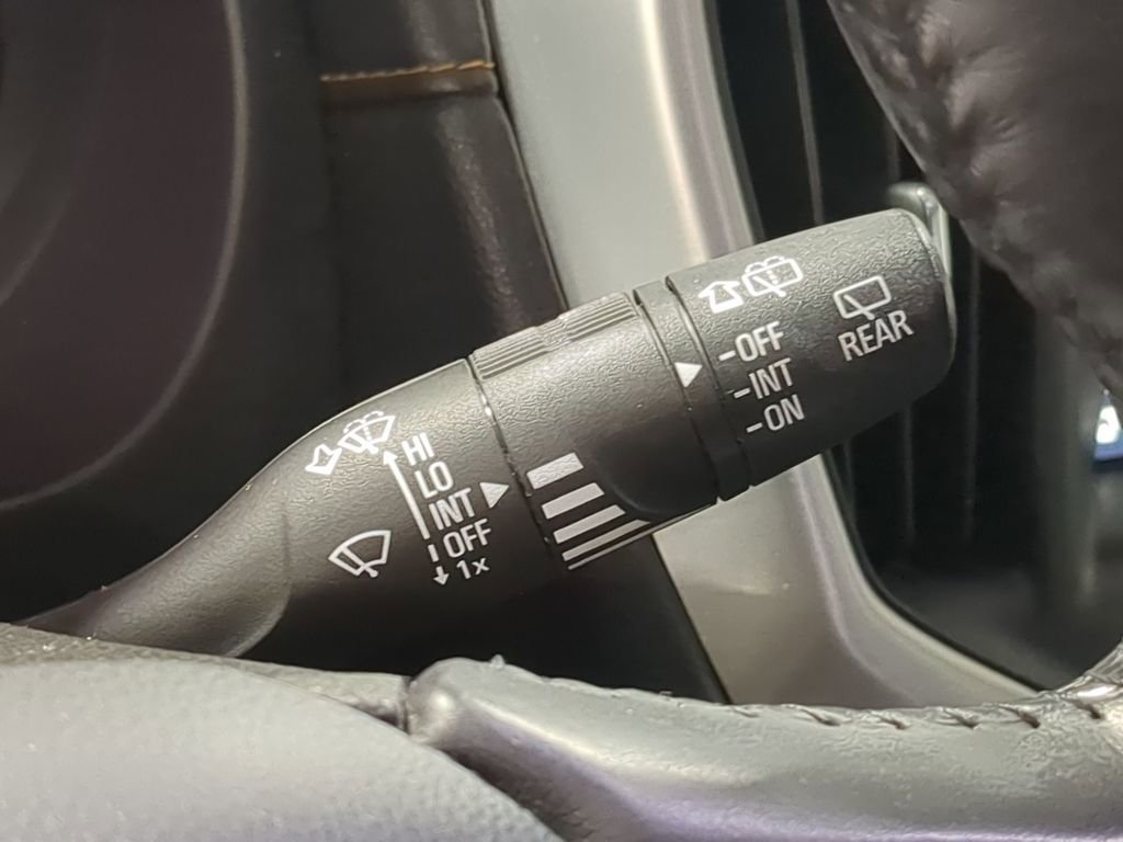 Used 2019 GMC Terrain SLE w/ Driver Convenience Package image 31