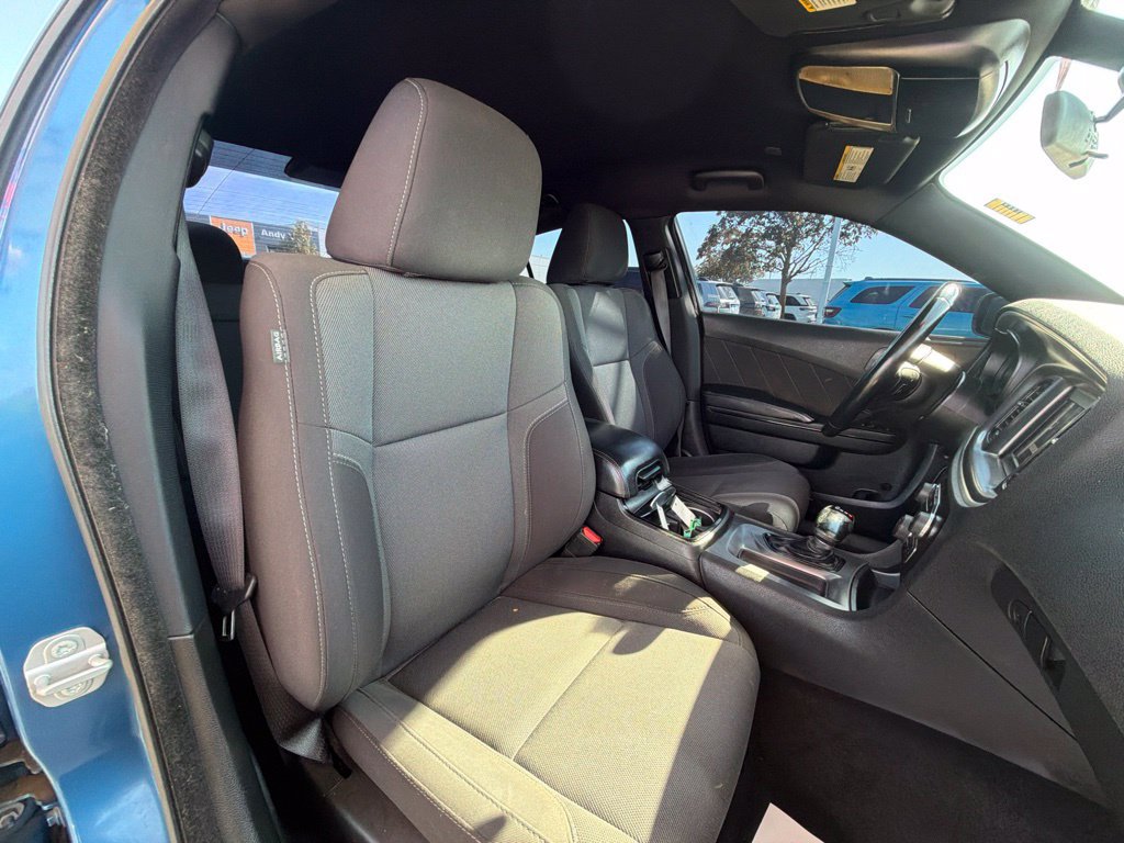 Used 2020 Dodge Charger SXT w/ Blacktop Package RWD image 23