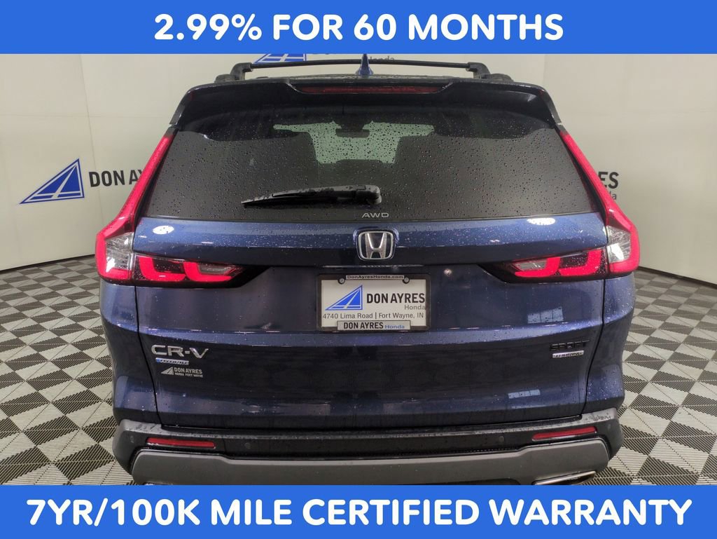 Used 2024 Honda CR-V Sport Touring image 4