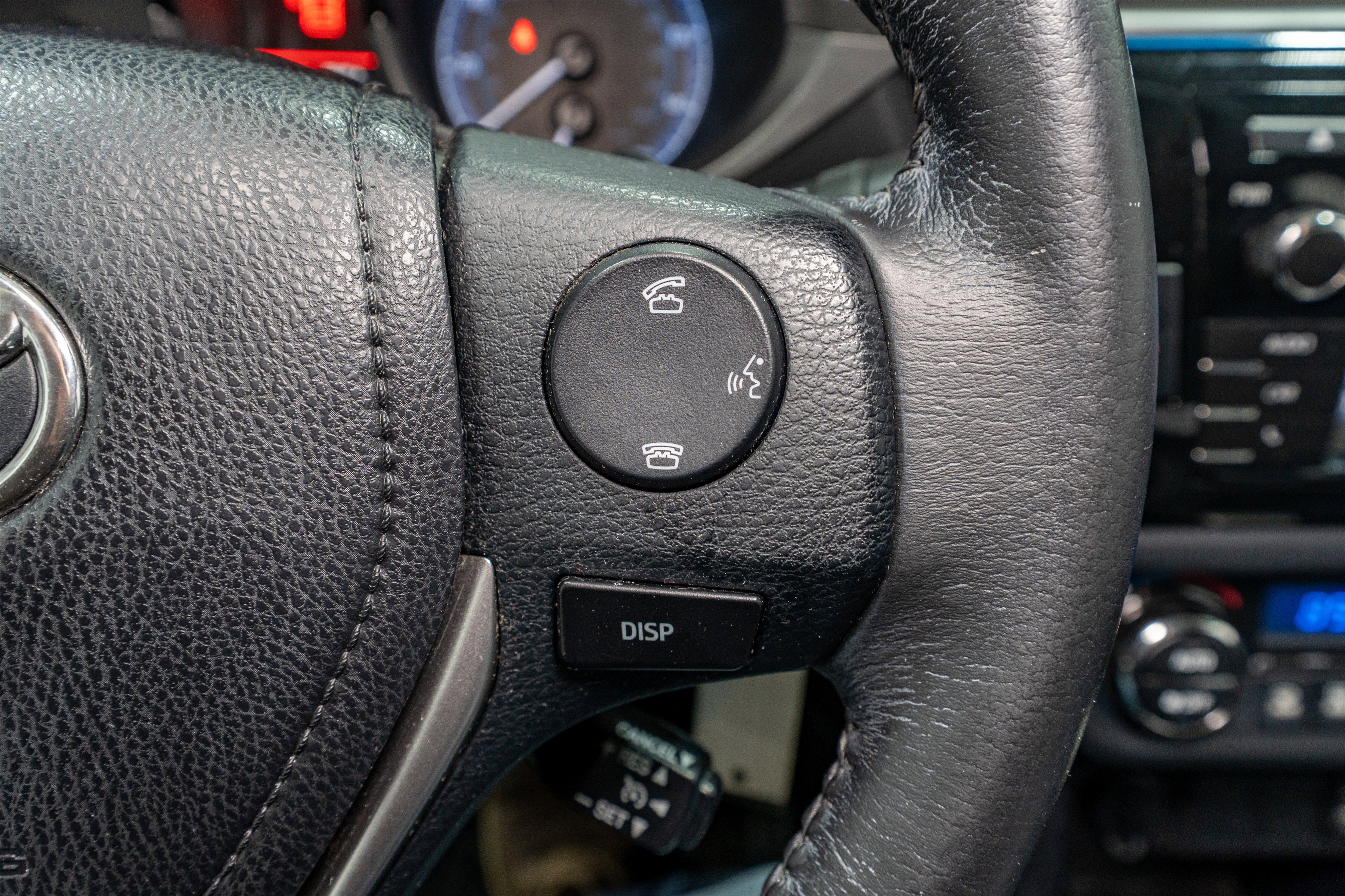 Used 2015 Toyota Corolla S image 22