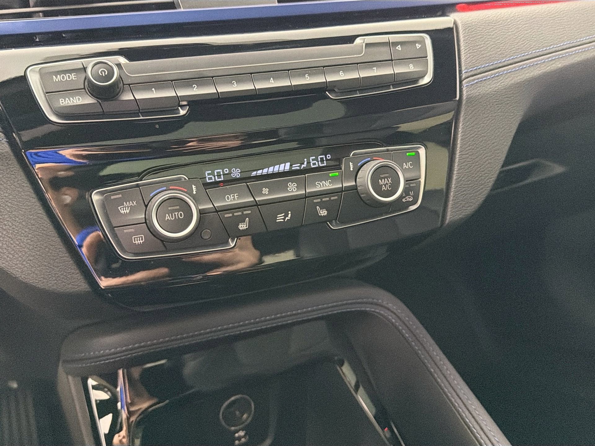 Used 2022 BMW X1 xDrive28i w/ M Sport Package image 16