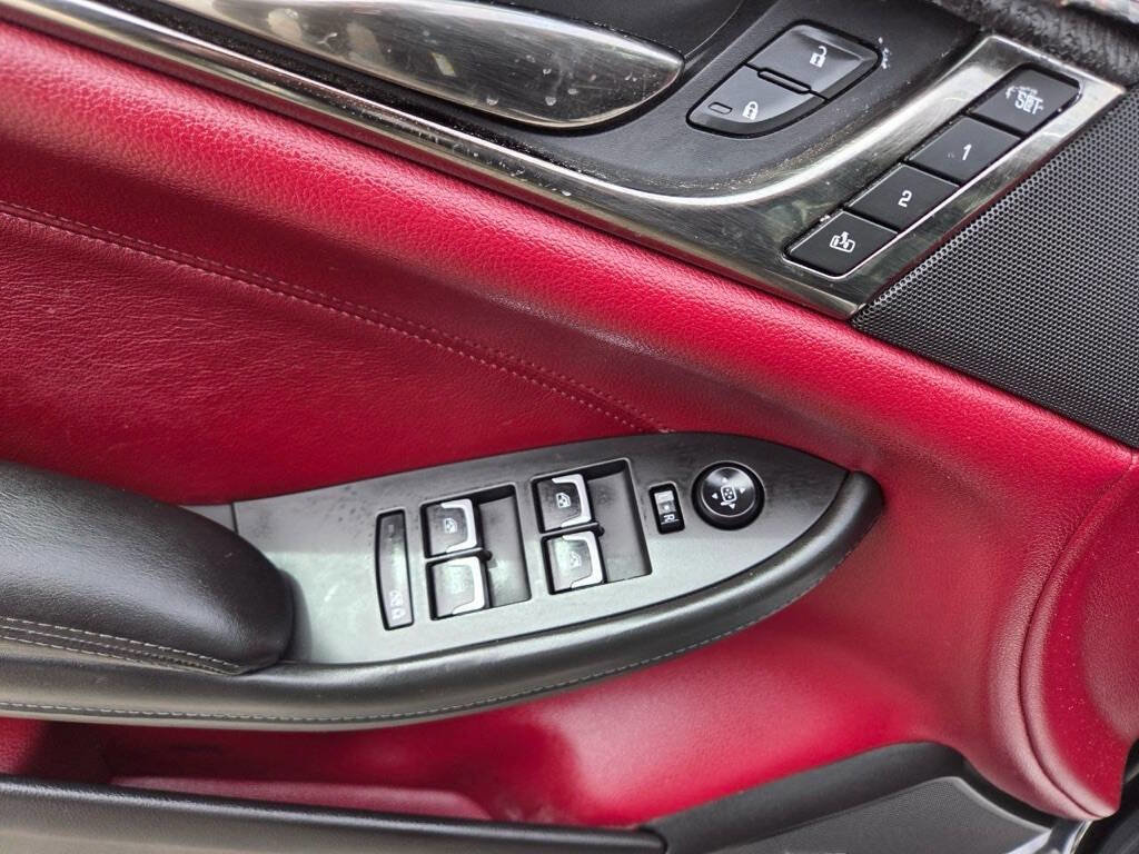 Used 2015 Cadillac CTS Performance AWD/4WD image 27