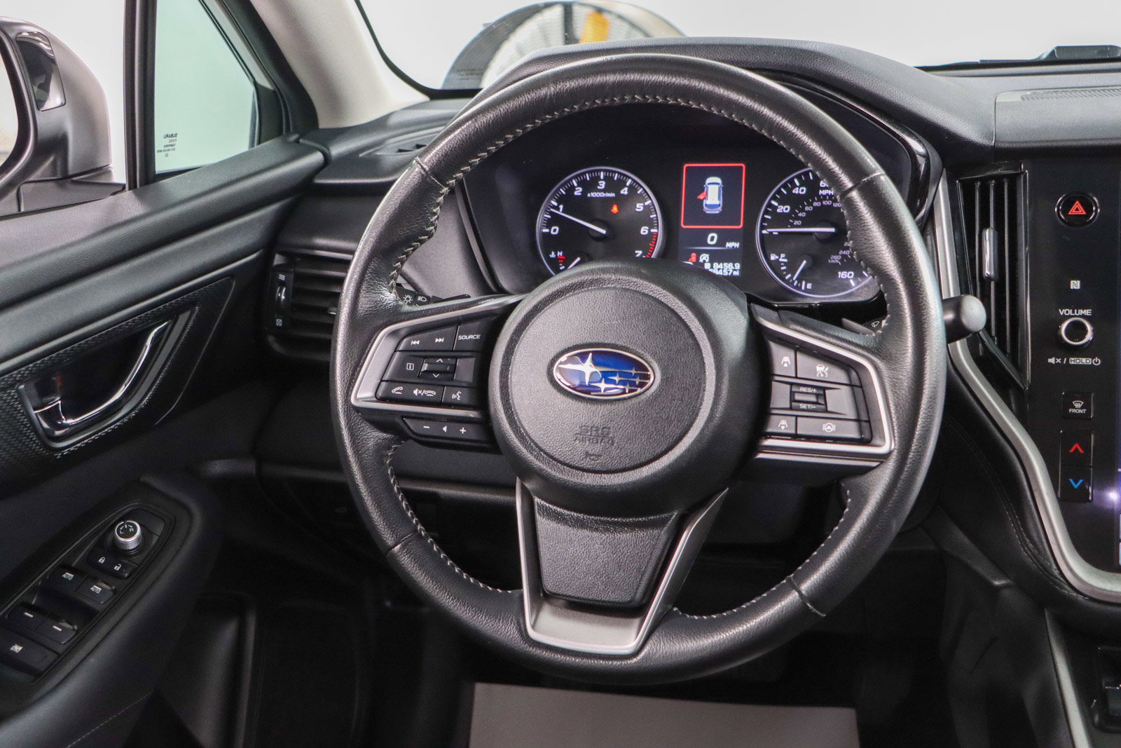 Used 2024 Subaru Outback Premium image 12