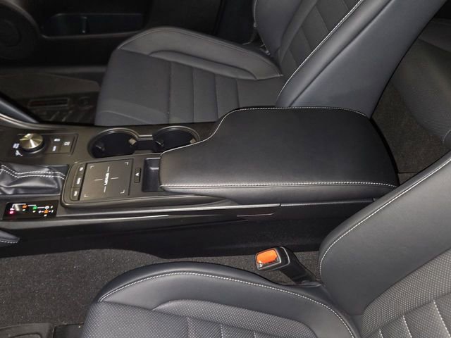 Used 2023 Lexus IS 350 F Sport w/ Navigation Package image 21