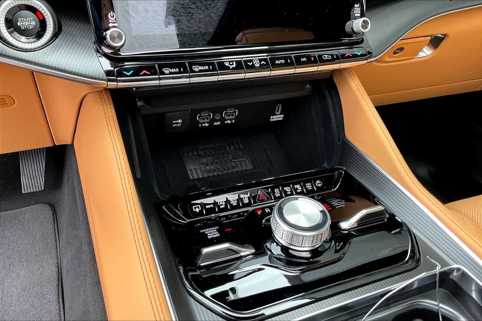 New 2026 Jeep Grand Wagoneer Summit AWD/4WD image 14