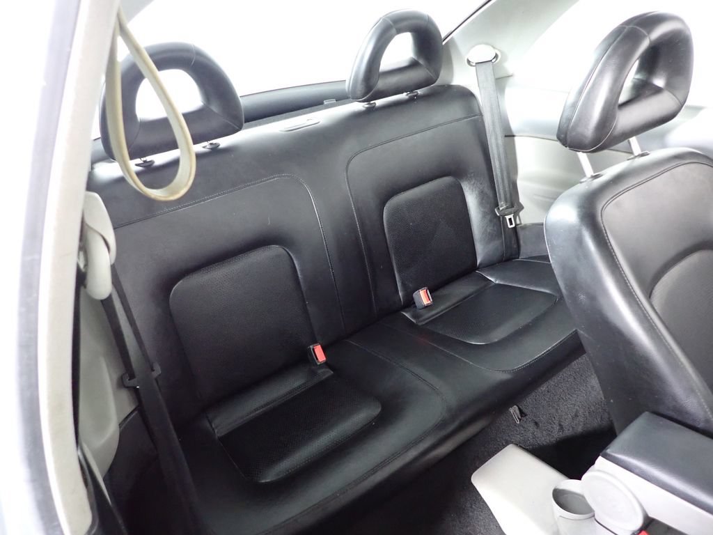 Used 2000 Volkswagen Beetle GLS FWD image 26